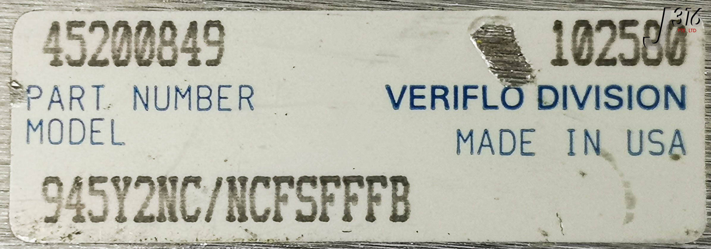 サンプル 15235 VERIFLO 945Y HIGH PURITY MANIFOLD VALVE, P/N: 45200849